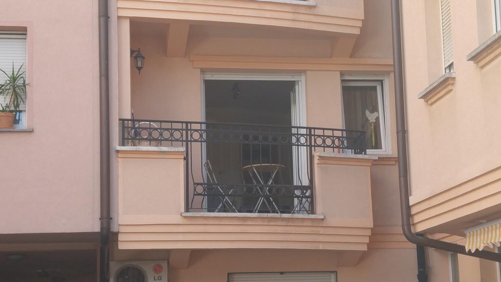 Apartman Snow White Novi Sad Exterior foto